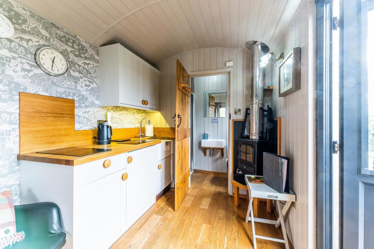 The Little John Petite Cosy Log Cabin - Sleeps 2, Great For Romantic Breaks, Couples, Single Guests, Near Sherwood Forest At Fairview Farm, Nottingham Set In 88 Acres Blidworth ภายนอก รูปภาพ