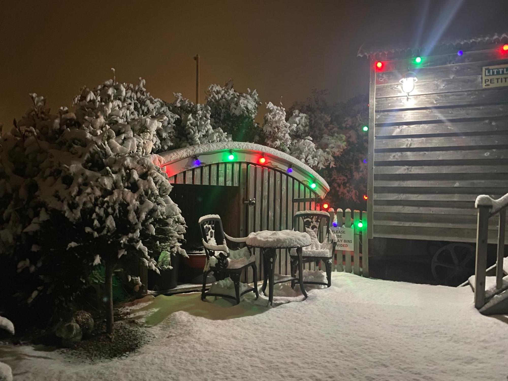 The Little John Petite Cosy Log Cabin - Sleeps 2, Great For Romantic Breaks, Couples, Single Guests, Near Sherwood Forest At Fairview Farm, Nottingham Set In 88 Acres Blidworth ภายนอก รูปภาพ