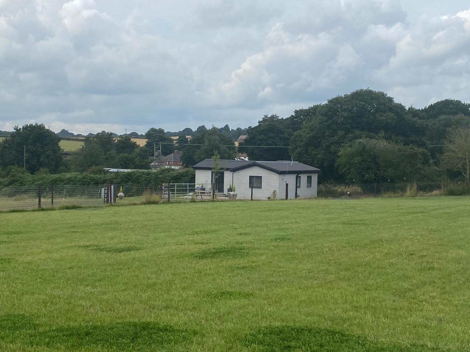 The Little John Petite Cosy Log Cabin - Sleeps 2, Great For Romantic Breaks, Couples, Single Guests, Near Sherwood Forest At Fairview Farm, Nottingham Set In 88 Acres Blidworth ภายนอก รูปภาพ